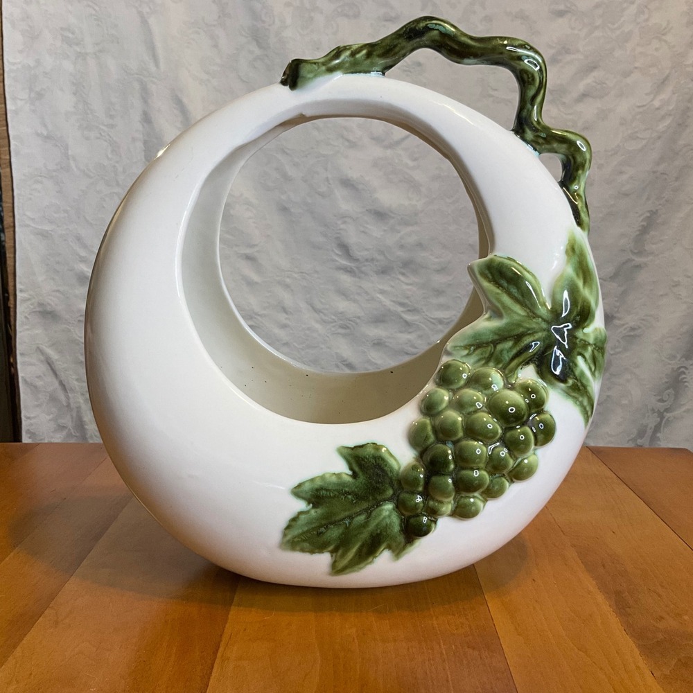 Hull Vintage Tokay USA‎ Ceramic Moon Basket Planter Green Grapes Vine MCM 11in